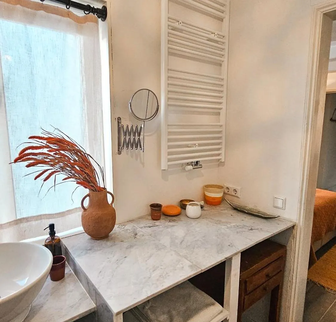 Bed and breakfast En-Suite Room In Historic Canalhouse From 1729 Ámsterdam